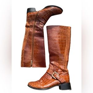 Loni Crocodile Embossed Boot 7"